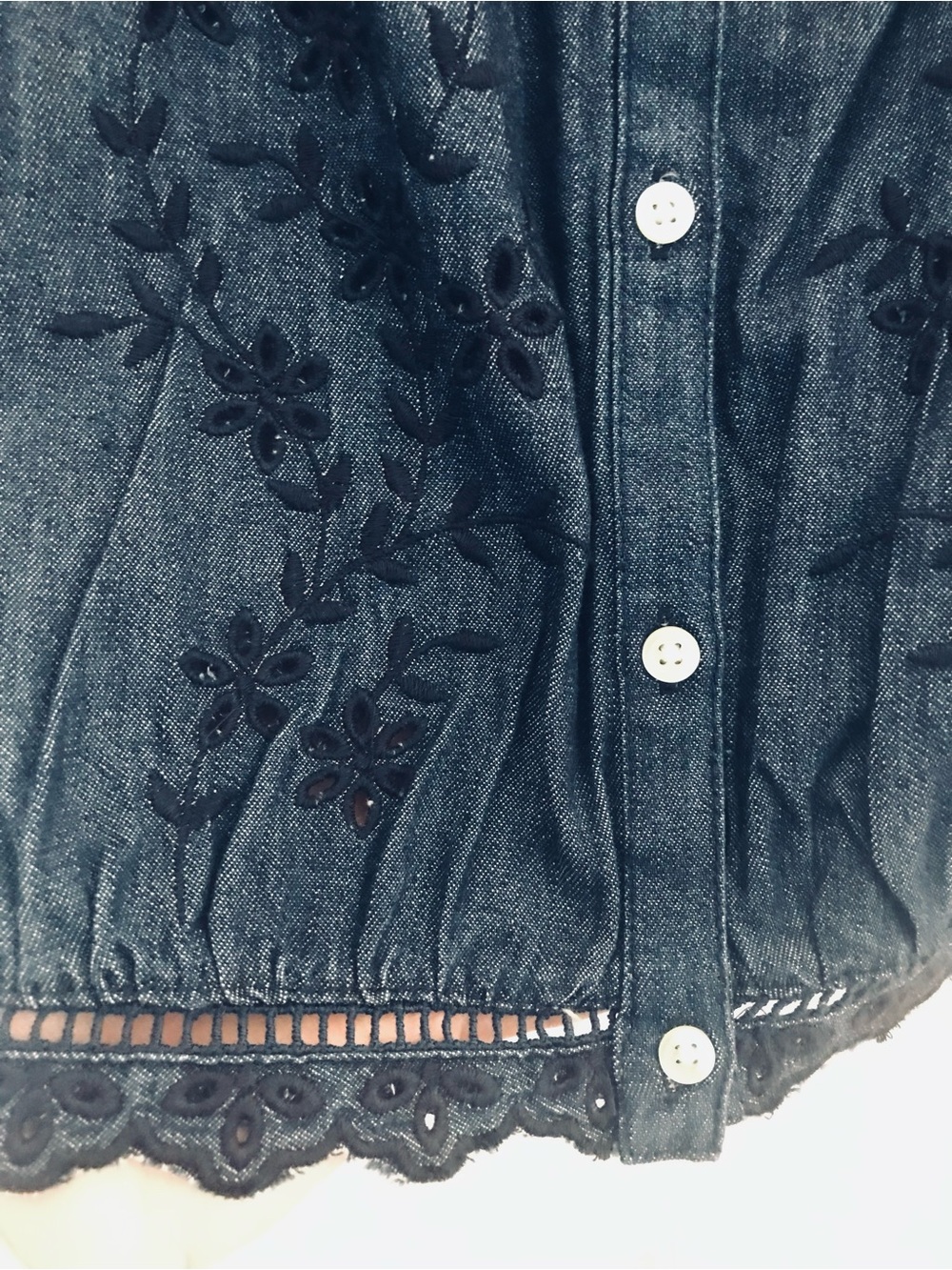 New FREE ASSEMBLY Embroidered Cropped Cotton Top with Short Sleeves NWT - Picture 9 of 14